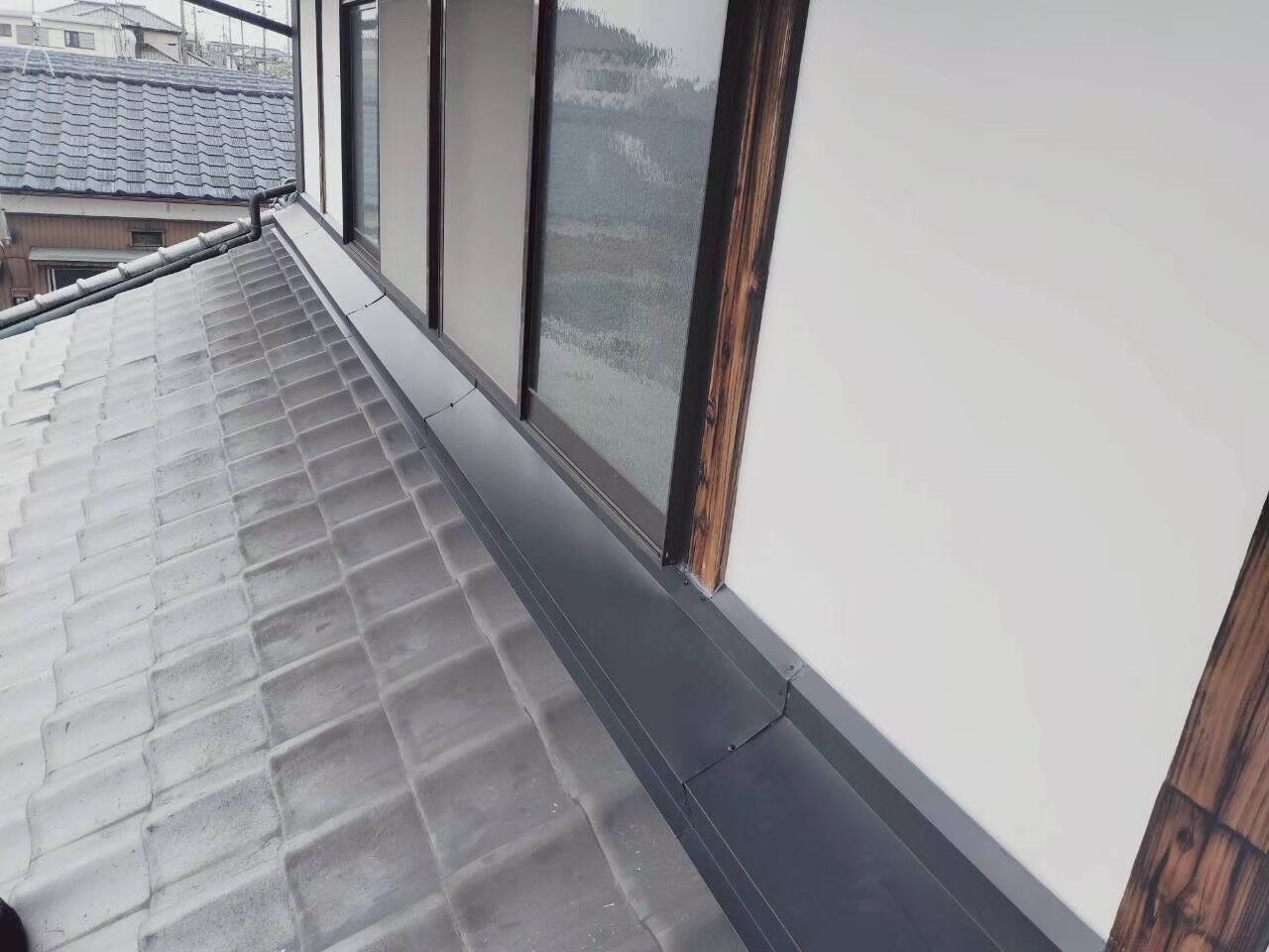 LINE_ALBUM_入野様@栃木市　雨抑え板金カバー_260929_11